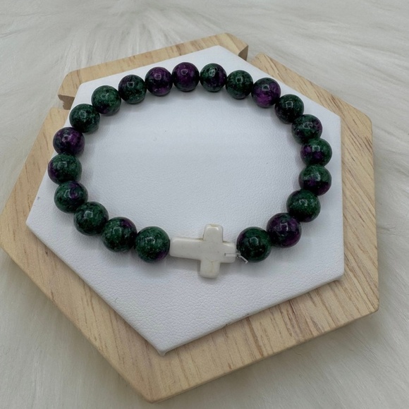 Wholesale Cross 8mm beaded Natural Stone Bracelets - Picture 6 of 7